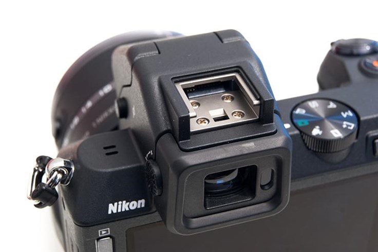 Nikon 1 V2 (6).jpg
